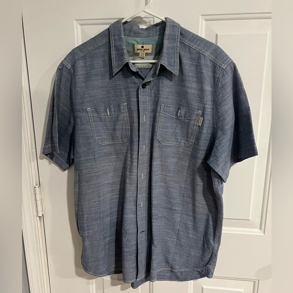 LOT OF 2 - Woolrich Men’s Button Down Shirts - Size XL- One Gray and One Blue - Picture 8 of 12